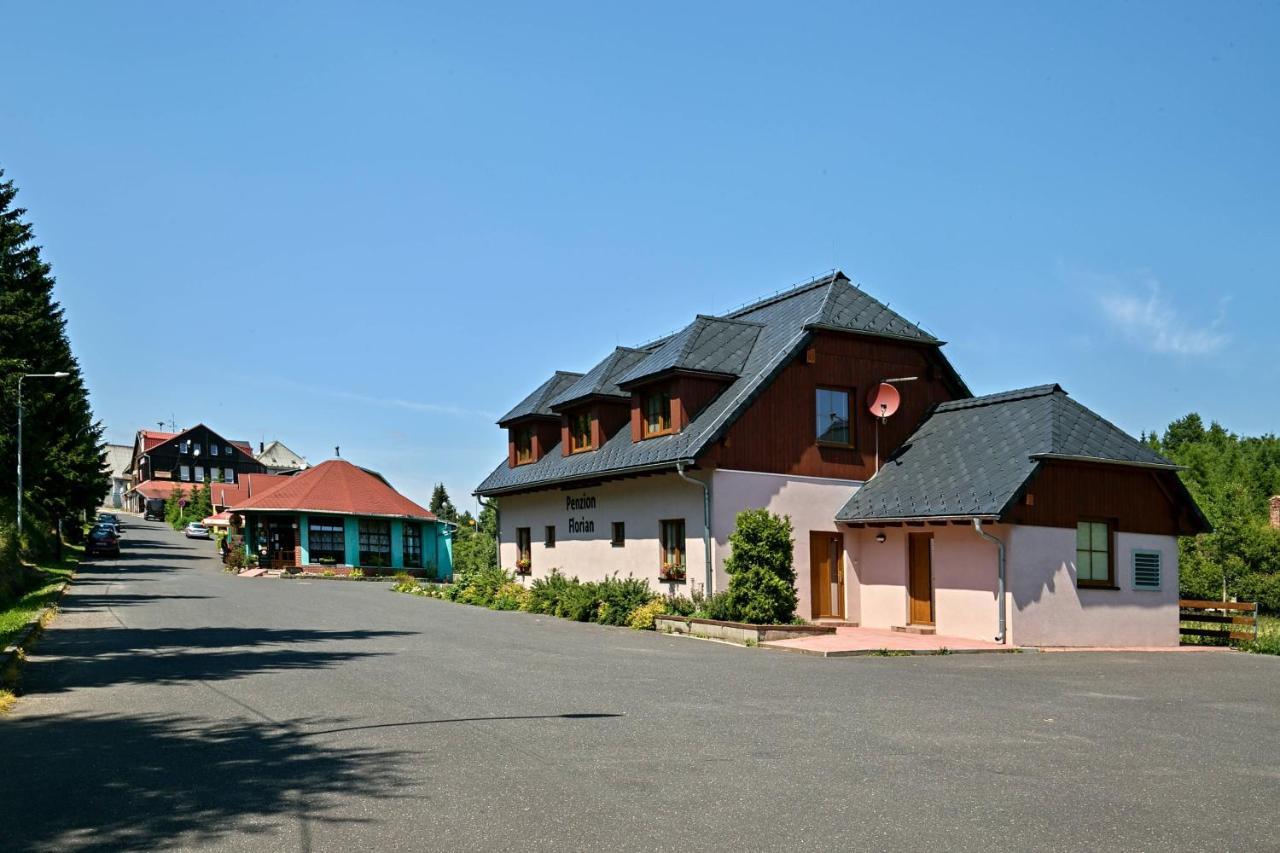 Penzion Florian Moldava Exterior foto
